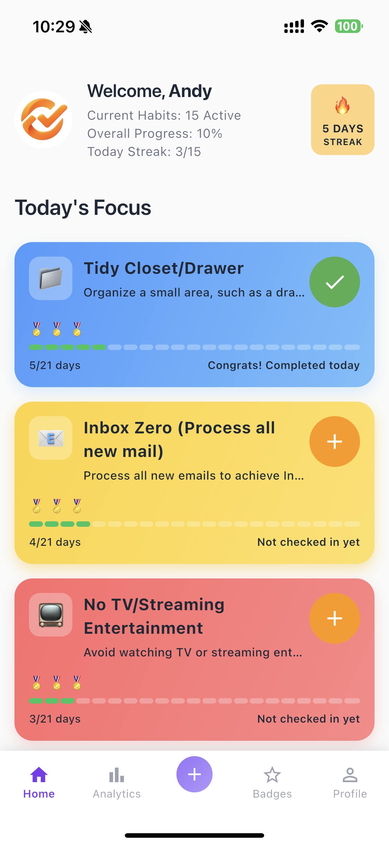 Streak21 App Home Screen showing Today's Focus with habit cards